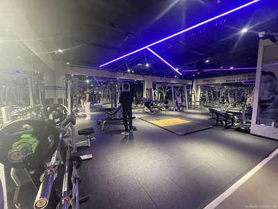 紐卡健身管理西湖區(qū)分公司 專業(yè)引領(lǐng)，打造西湖區(qū)健康生活新坐標(biāo)